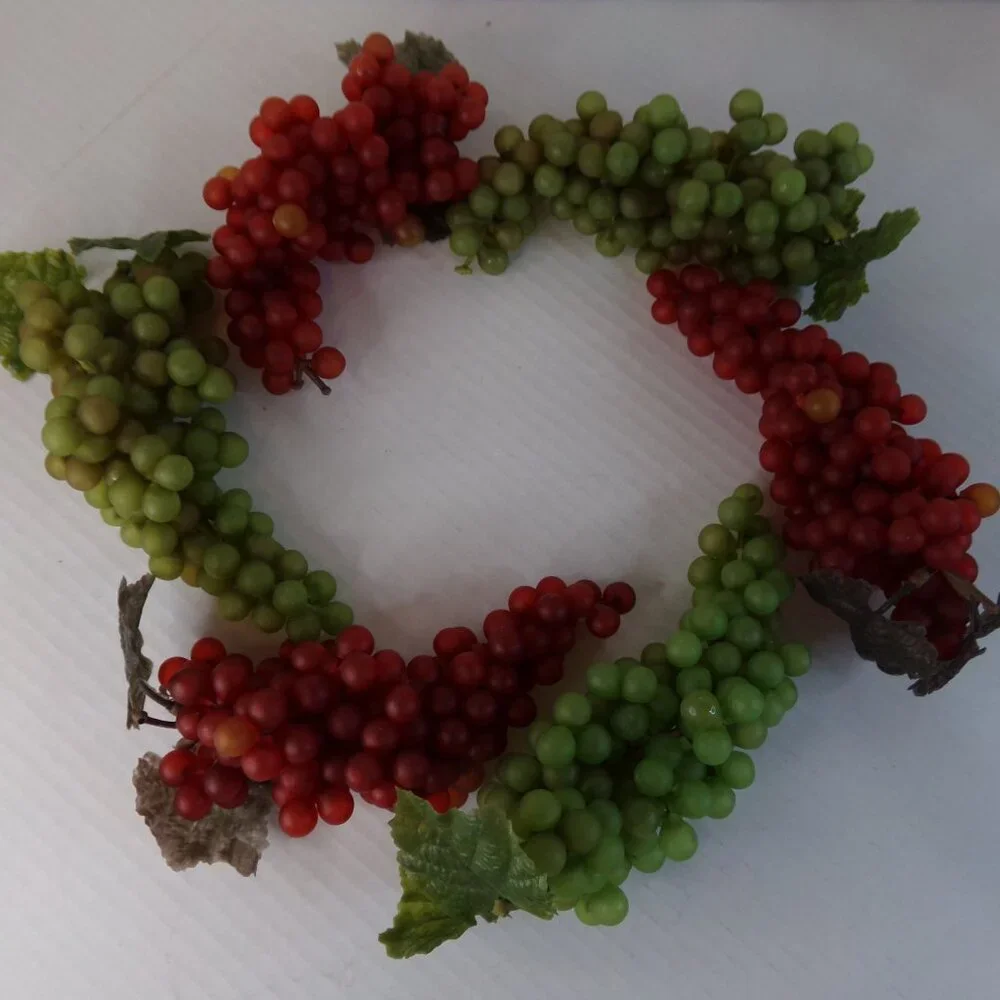 Plastic Rubber Artificial Decorative Grapes 6 Bunches Pods Faux